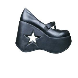 Demonia Dynamite 03 platform